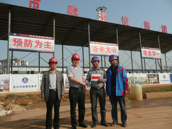 ���λᡤ(j9)�ٷ���վ-������Ϸ��һƷ��