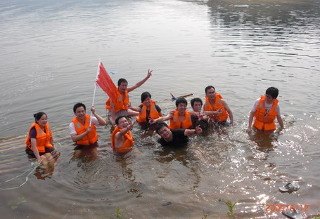 ���λᡤ(j9)�ٷ���վ-������Ϸ��һƷ��