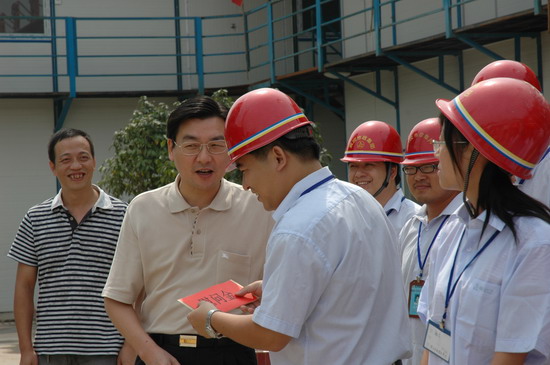 ���λᡤ(j9)�ٷ���վ-������Ϸ��һƷ��