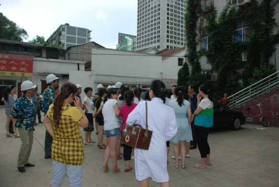 ���λᡤ(j9)�ٷ���վ-������Ϸ��һƷ��